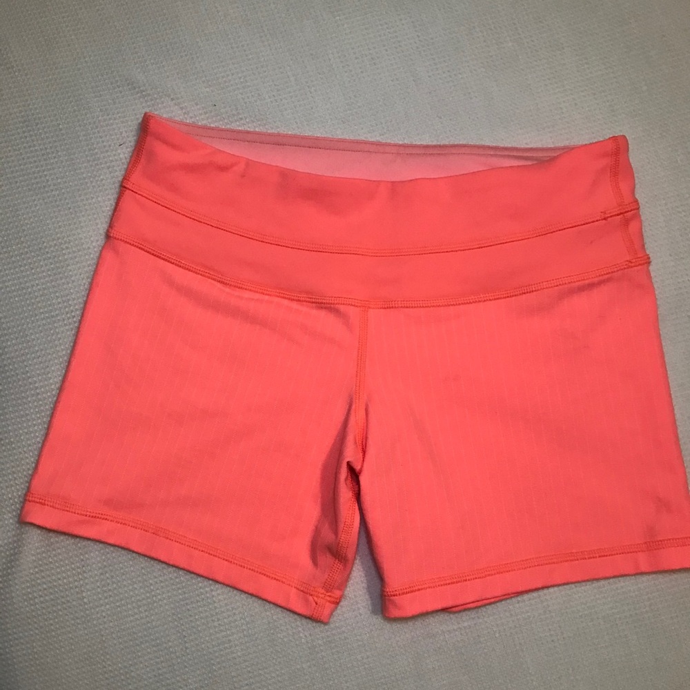 Lululemon Groove short
